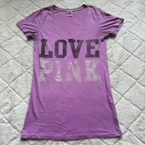 Victoria's Secret PINK | Short Sleeve Lavender V-Neck Tee Shirt | Size Small - Picture 1 of 9